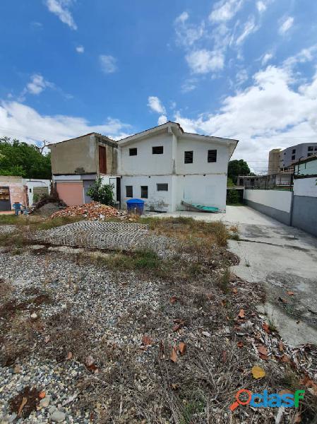 Se vende terreno en la mejor zona del Este de Barquisimeto,