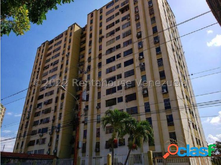 Apartamento en venta en las trinitarias Barquisimeto 23-3165