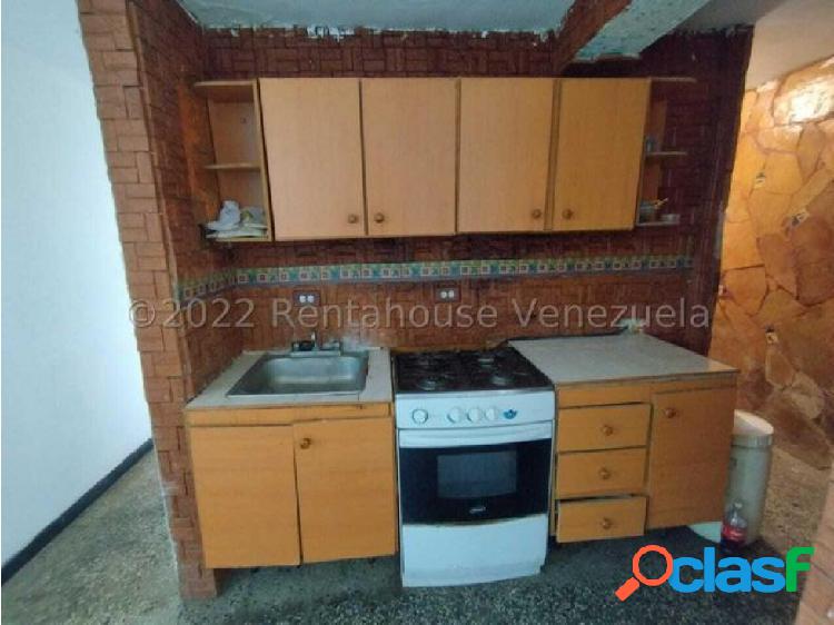 Apartamento en Venta en Patarata Barquisimeto 23-9825 YB