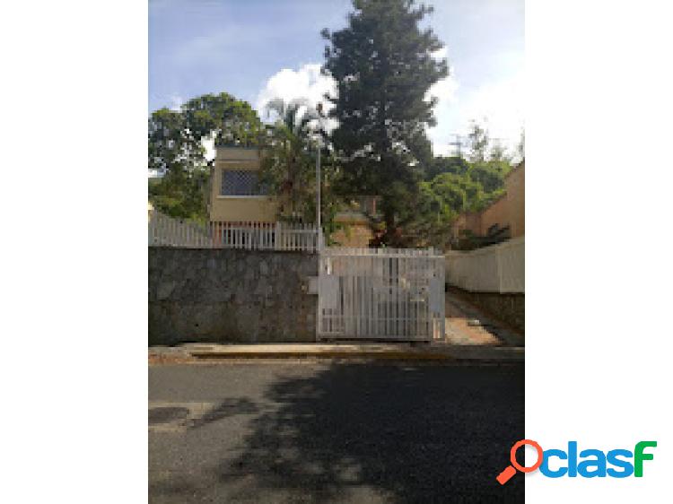 Casa Comercial en Alquiler en San Bernardino 720m2 8h/4b/6p