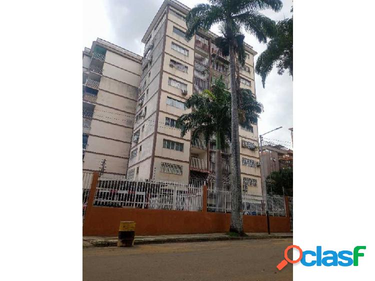 SE VENDE APARTAMENTO AV. BOLÍVAR NORTE