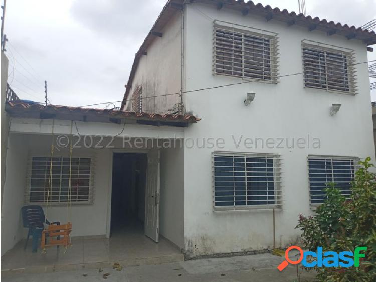 Casa en Venta Centro Barquisimeto 23-10174 RM 04145148282