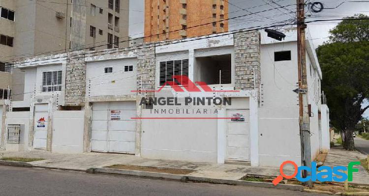 TOWNHOUSE EN VENTA EN BARALT MARACAIBO API 3380