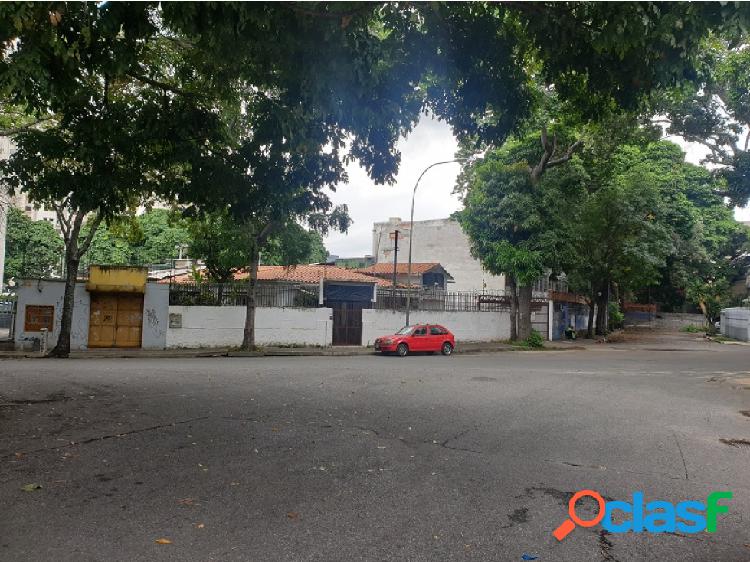 VENTA DE CASA COMERCIAL UBICADA EN EL BOSQUE