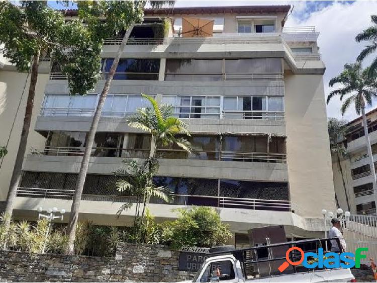 Century 21 ofrece venta de Apartamento en La Tahona