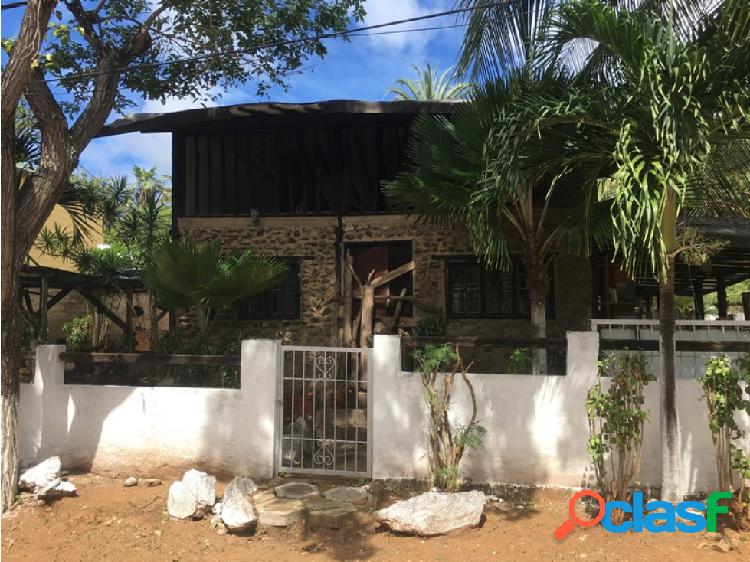 SE VENDE CASA ESTILO RANCHO EN SALAMANCA