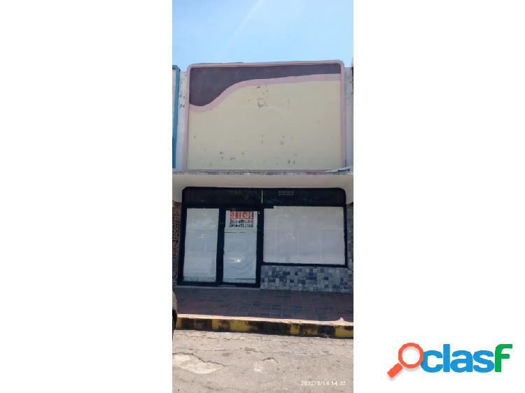 SE VENDE LOCAL COMERCIAL CC.ARA