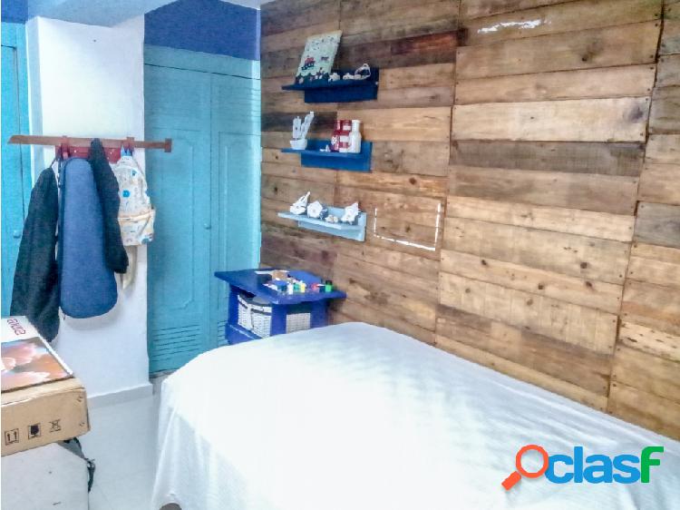 APARTAMENTO EN VENTA EN LA URB. CUMBOTO NORTE, PUERTO