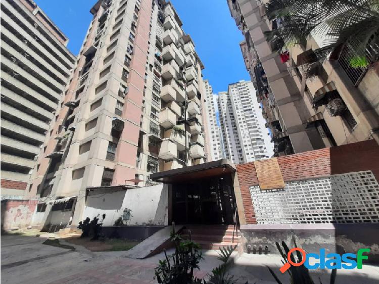 APARTAMENTO EN LA CANDELARIA DE OPORTUNIDAD