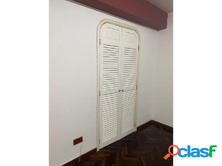 Se vende apto 72m2 1h/1b/p Los Naranjos de las Mercedes 2881