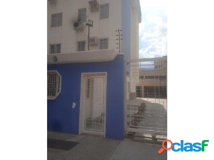 SE VENDE APARTAMENTO EN NAGUANAGUA