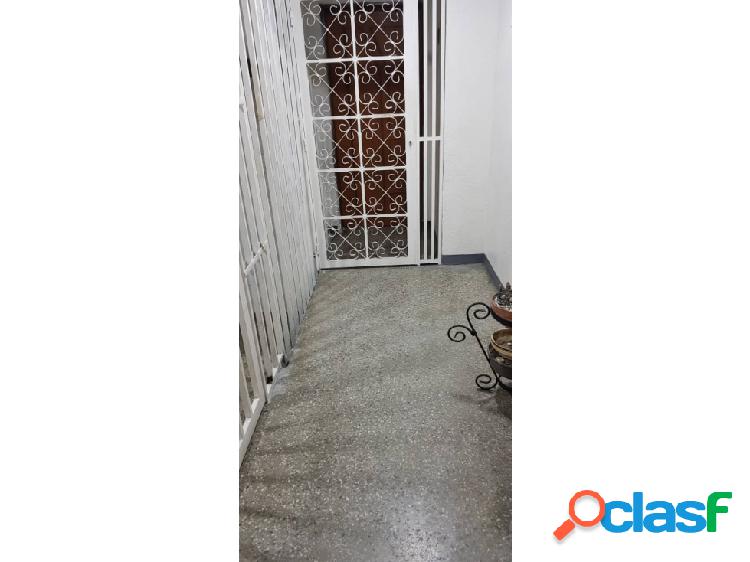 Apartamento en Venta UD4, Caricuao 50m2/2H/1B/1PE