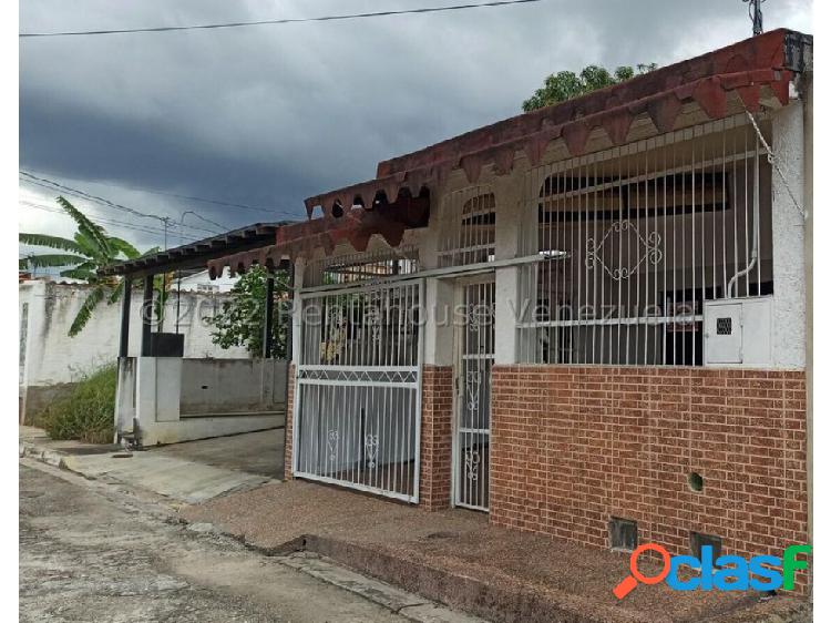 Casa en alquiler norte de Barquisimeto 23-11095 RM