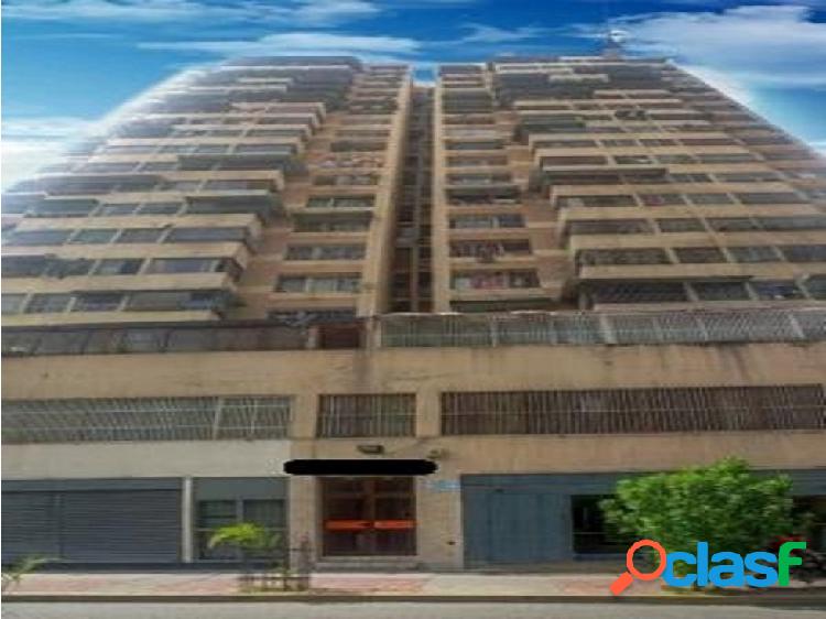 Apartamento en Venta Esquina Glorieta 70M2/3H/2B