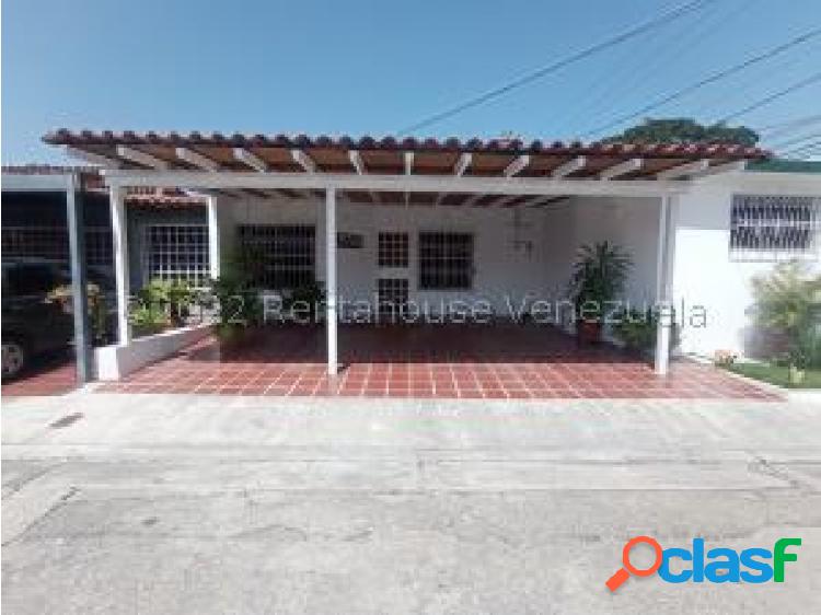 Casa en Venta Urb. Los Cedros Cabudare 23-1909 RM