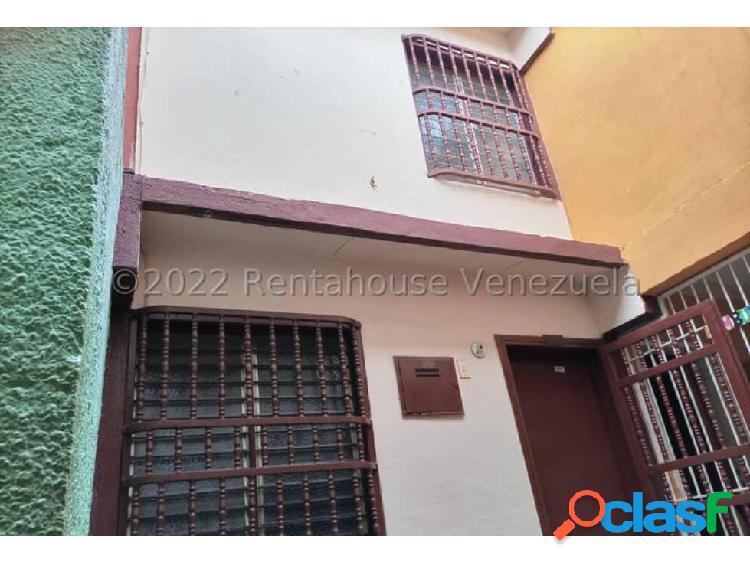 Casa en venta Zona Oeste Barquisimeto 23-11687 RM