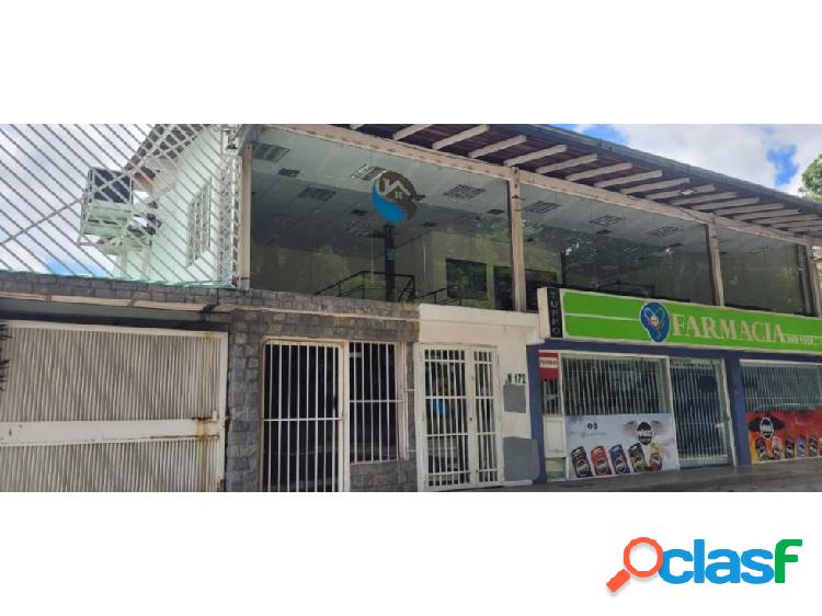 Se vende o alquila Local de 2 niveles 340m2/2B/10 E