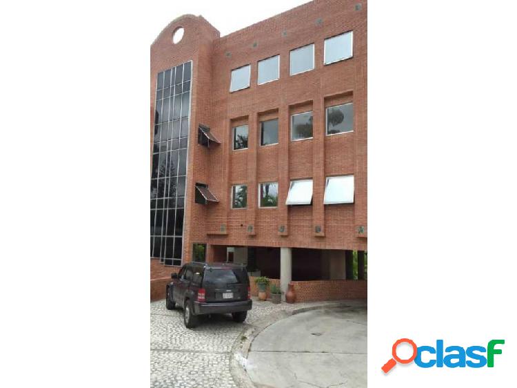 Vendo apto 353m2 3h/3b/4p Valle Arriba 8731