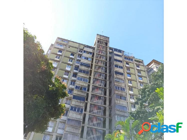 Vendo apartamento de 145m2 4hab/ 3 b / 2 p/ 1 M Urb.La