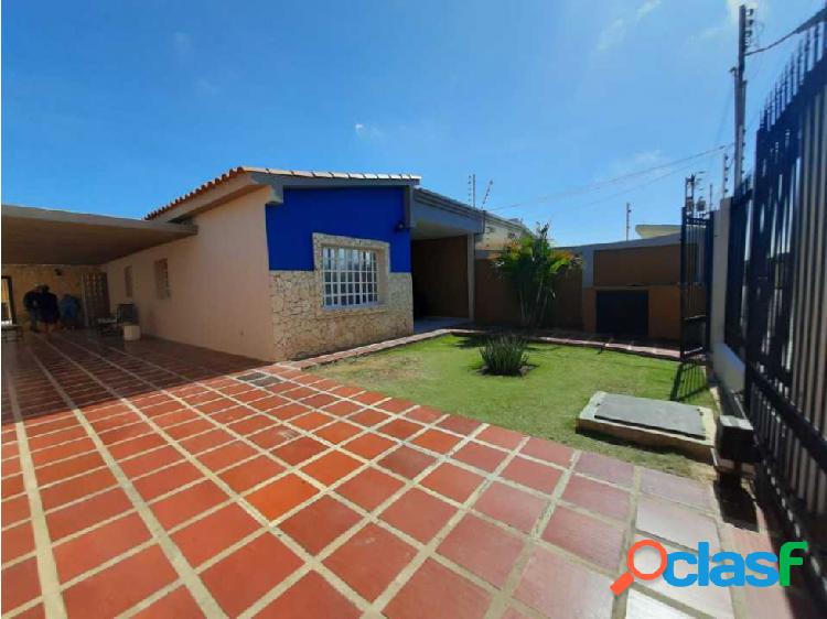 Vivienda en venta ubicada en la Puerta Maraven. Punto Fijo