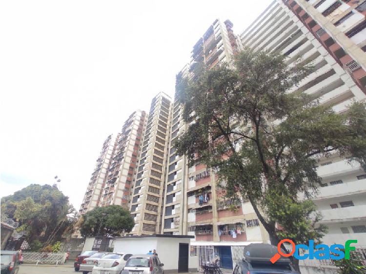 Vendo apto 62m2 2h/1b/1p El Valle 6705