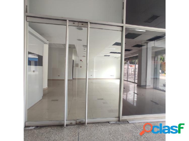 Alquiler de Excelente Local Comercial de 141 m2