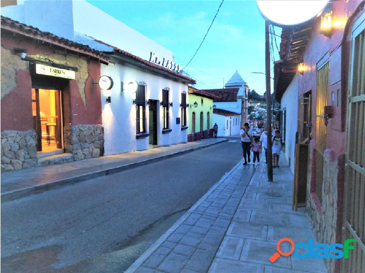 Venta o Alquiler de Local Comercial en El Hatillo