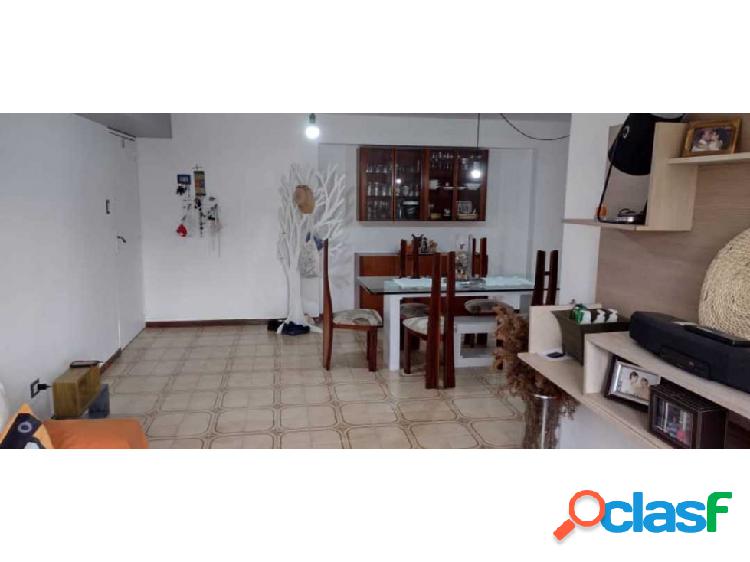 Vendo apartamento 72m2 2h/2b/2p Terraza del Avila 3976