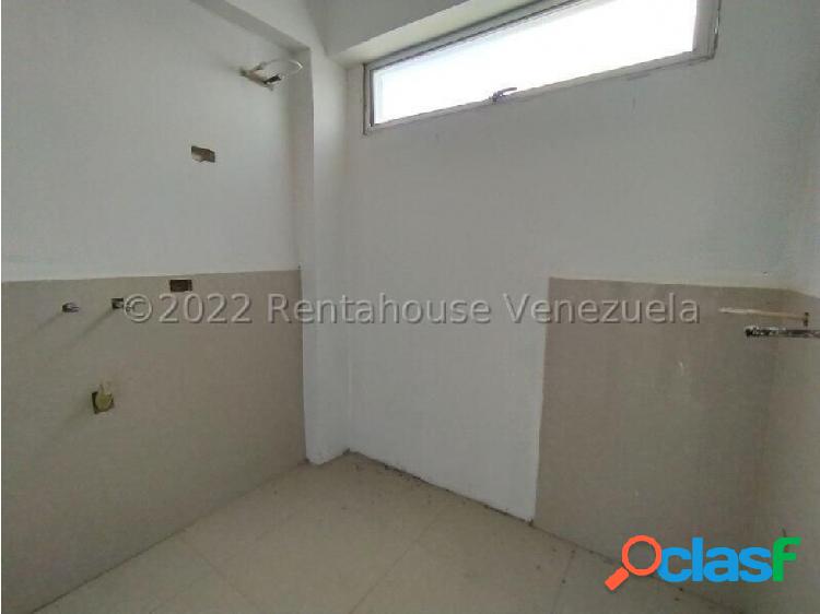 Jhanoski vende Apartamento en Centro Barquisimeto 23-8983