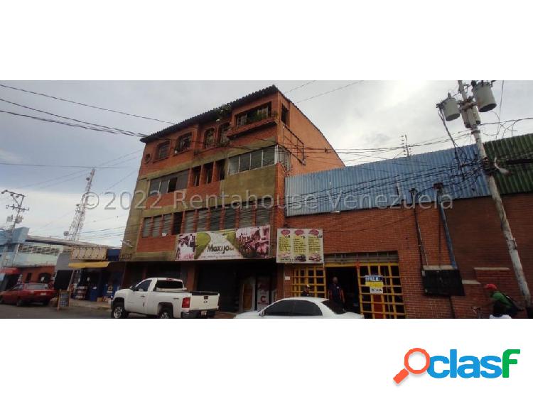 Local en venta Centro Barquisimeto 23-13698 RM 04145148282