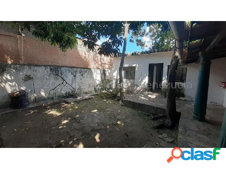 Casa en venta zona centro Barquisimeto #22-16376 DFC