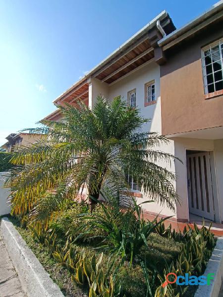 Saidsa Viccionacce vende town house en urbanizacion privada