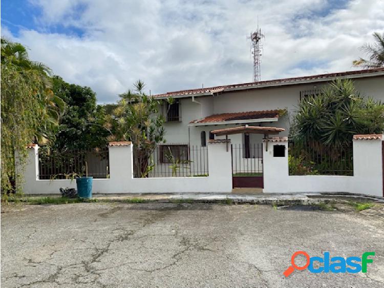 VENTA CASA PRADOS DEL ESTE T 1260MTS2 C 400MTS