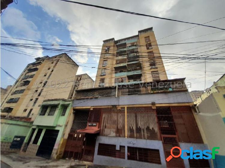 Apto en venta en la Parroquia Altagracia 23-13262 Adri