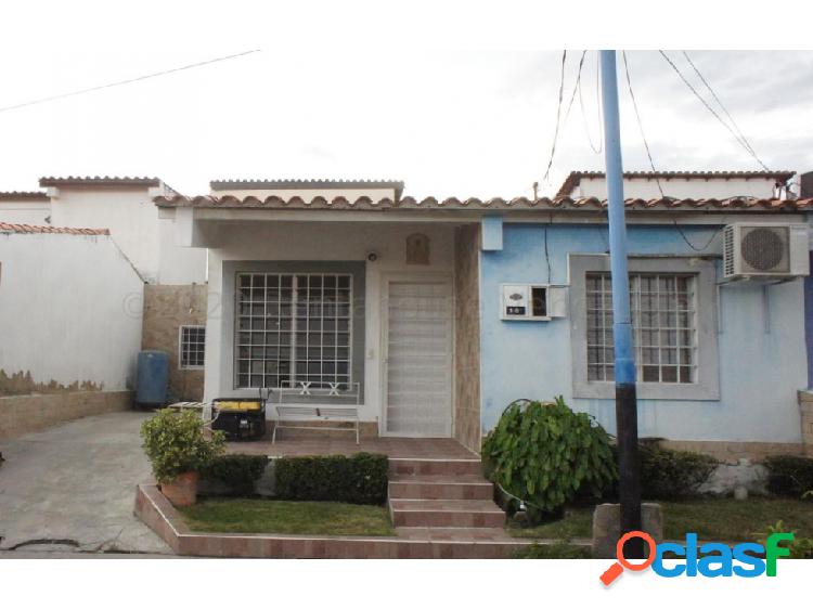 CASA EN VENTA VILLA ROCA CABUDARE 22-16367 DR 0414-5113684