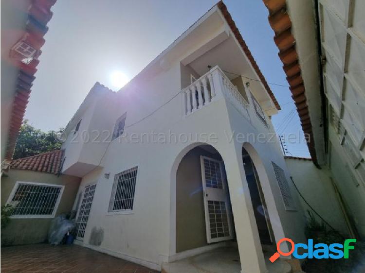 Casa en venta en el este de Barquisimeto #23-6137 GH