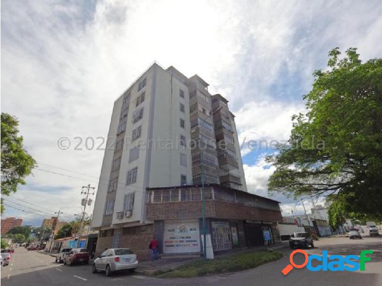 Apartamento en venta en el este de barquisimeto #23-13623 GH