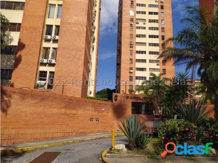 Apartamento en venta este Barquisimeto #23-8581 GH