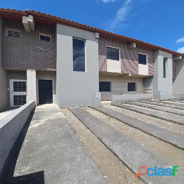 Vendo Town House Para Estrenar Marlis Gil 04245552028