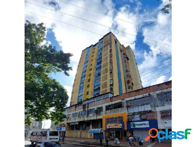 SE VENDE APARTAMENTO TORRE COFFEL, SECTOR CENTRO