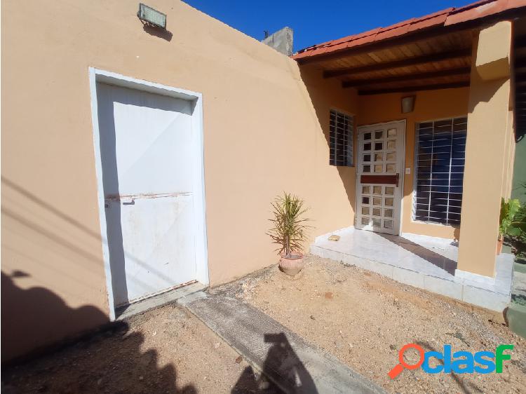 Casa en Venta en La Piedad Cabudare 23-13100 DDS 04166508448