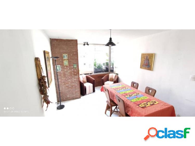 Se vende Apartamento 80 m2 3H / 2B / 1PE El Naranjal
