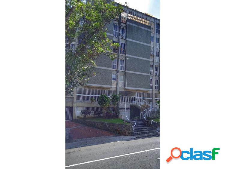 Apartamento en venta de 245m2 en Cumbres de Curumo Caracas
