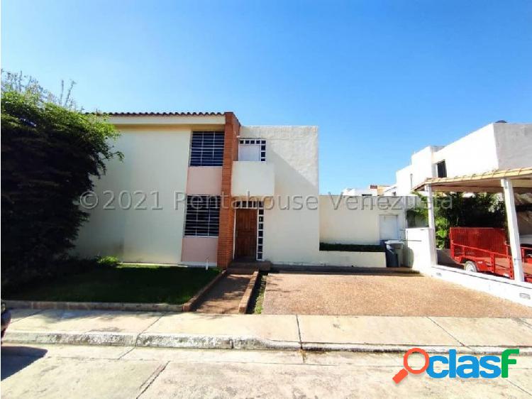 CASA EN VENTA CABUDARE VILLA ESMERALDA 22-11765 DR