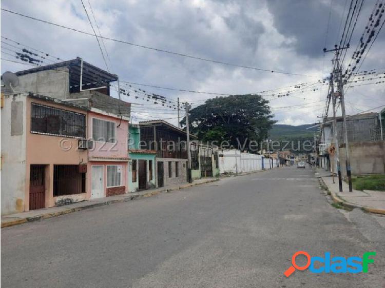 Maritza Lucena Vende Casa en Barquisimeto RAH: 23-16455