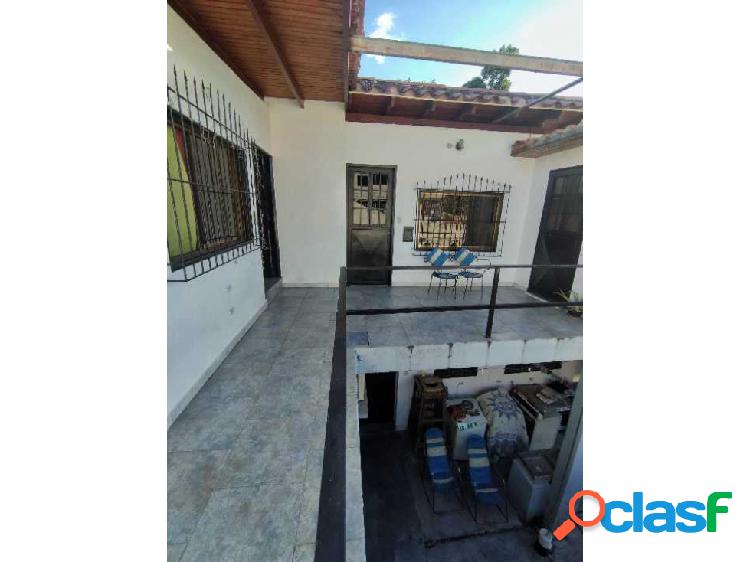 Alquiler de Habitación Amoblada en Maracay, Piñonal sur