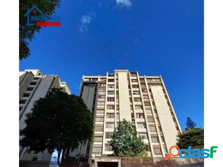 EN VENTA POTENCIAL APARTAMENTO EN MANZANARES, CARACAS