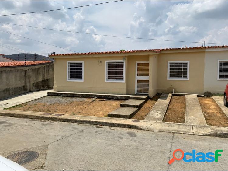 Casa en Villas de Yara, Barquisimeto, Lara - 74 m2 -