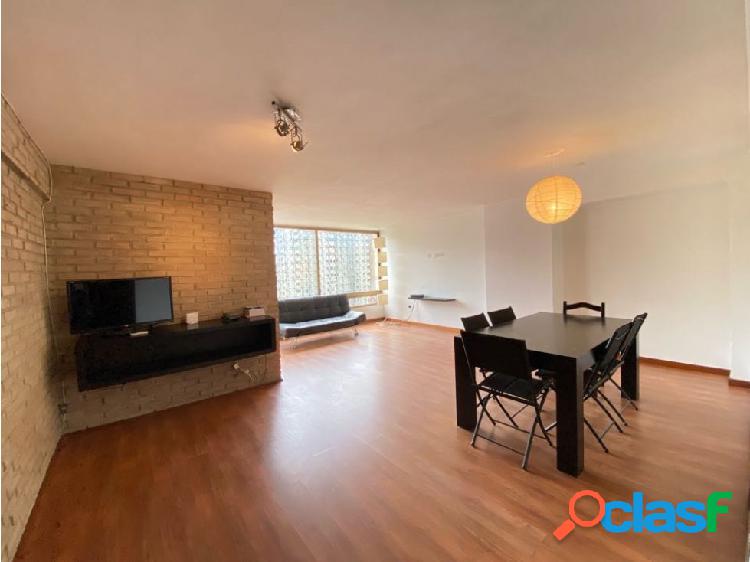 Moderno y amplio apartamento en venta