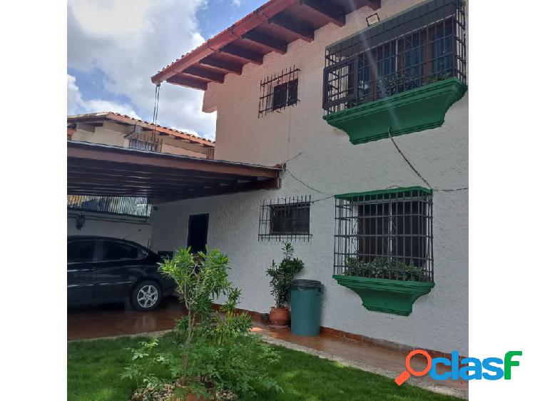 Vendo casa en Santa Fe Norte. 1000 mts2. 6 hab / 5 b